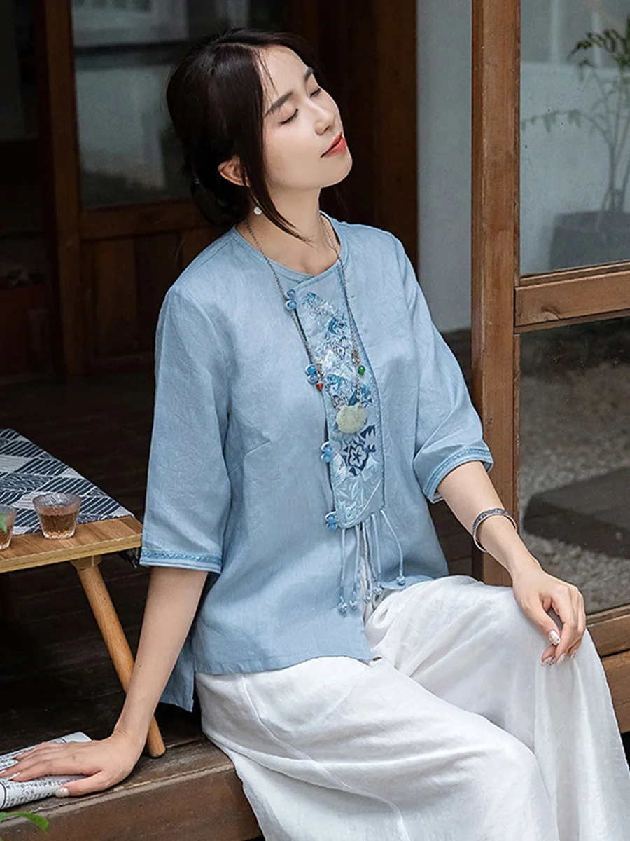 LZJN Women's Chinese ethnic style round neck half sleeve linen blouse heavy embroidery shirt