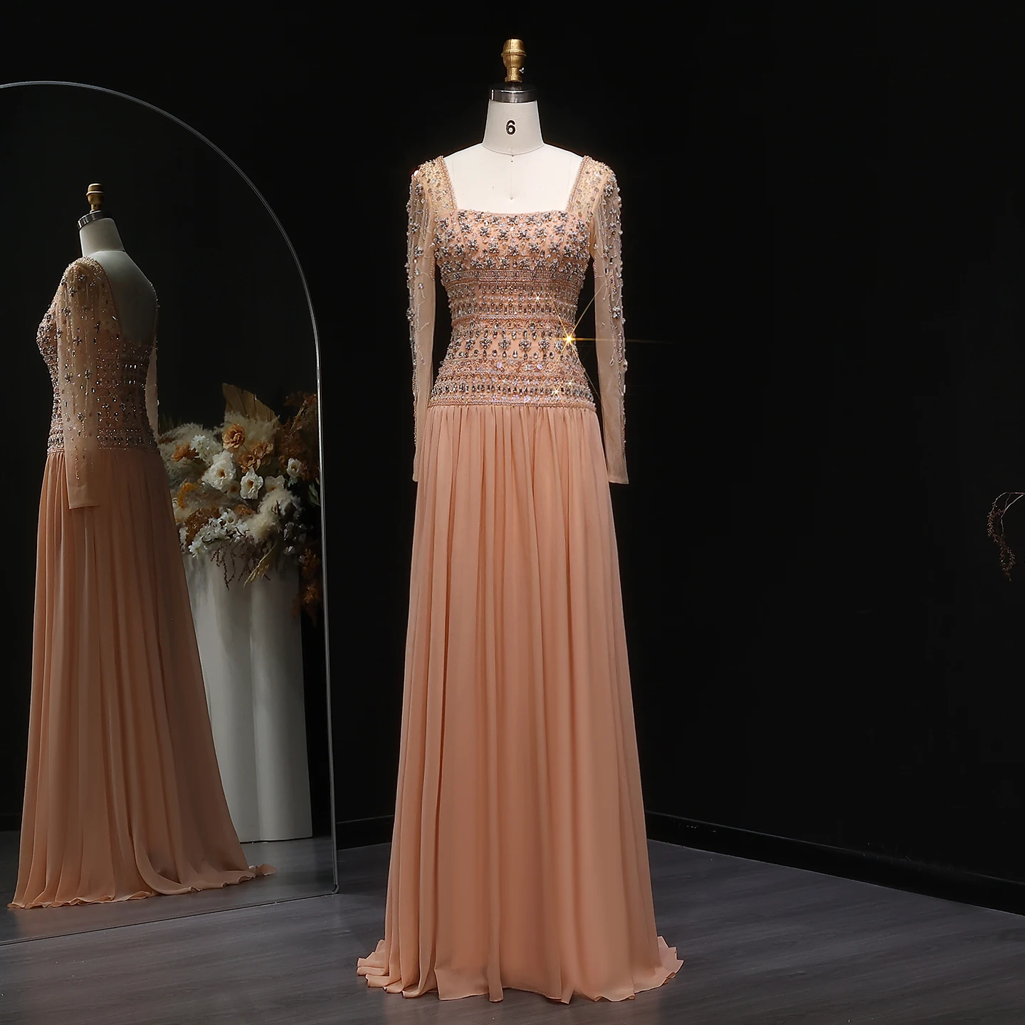 Sharon Said Funkelndes Fliederfarbenes Perlenbesetztes Plissiertes Chiffon-Abendkleid mit Fließendem Schal Dubai Saudi Hochzeitsfeier SS539 Maßanfertigung – Detail 20