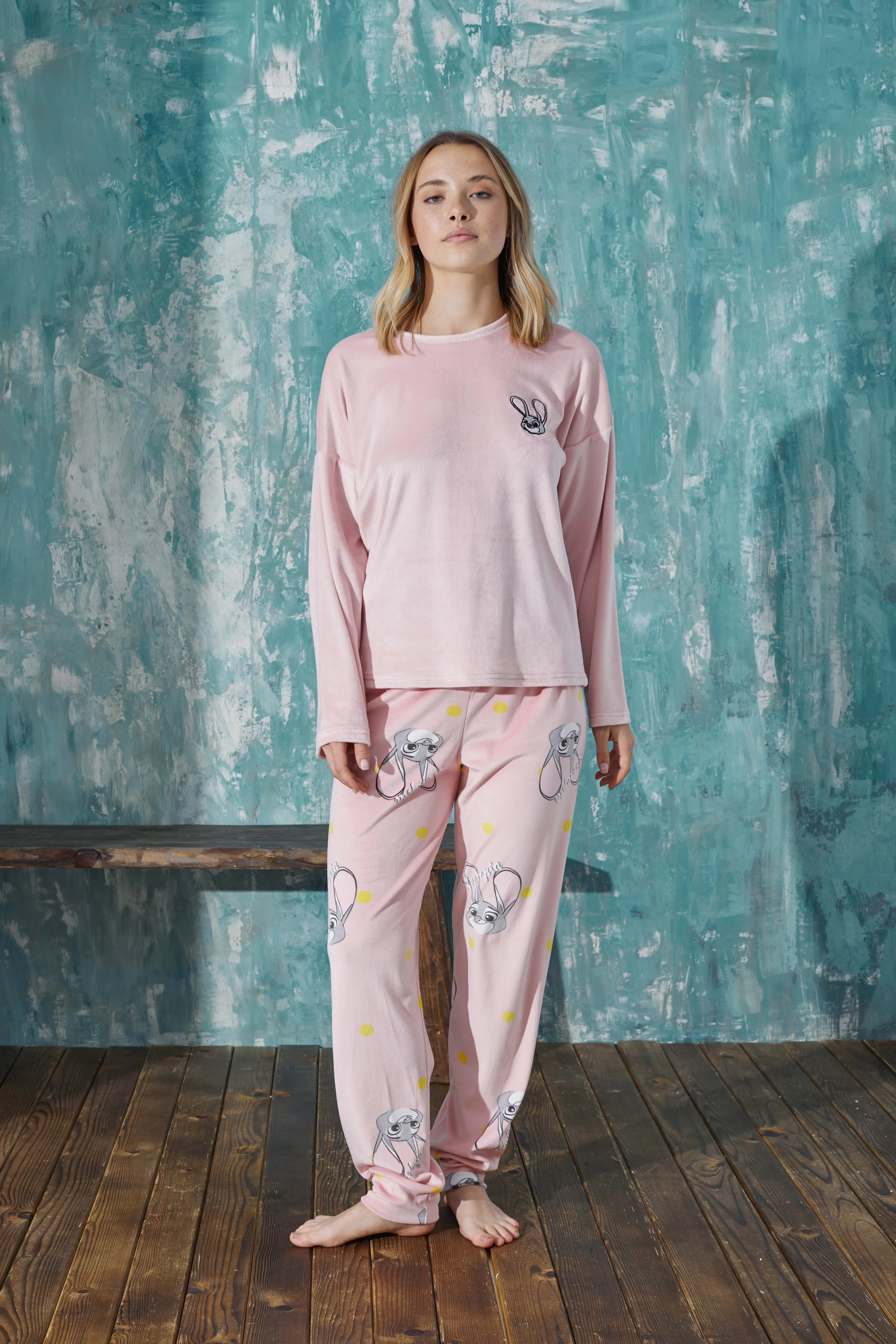 Rabbit Pattern Winter Long Sleeve Pink Pajama Set for Women