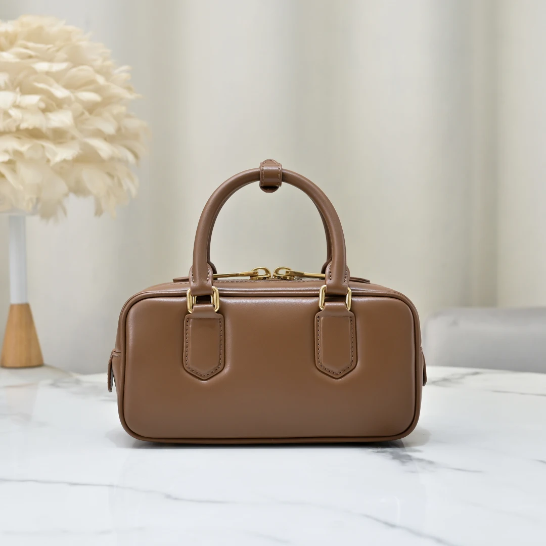 

2025 Новая импортная сумка для боулинга из телячьей кожи премиум-класса 22*10,5*7,5 см 344