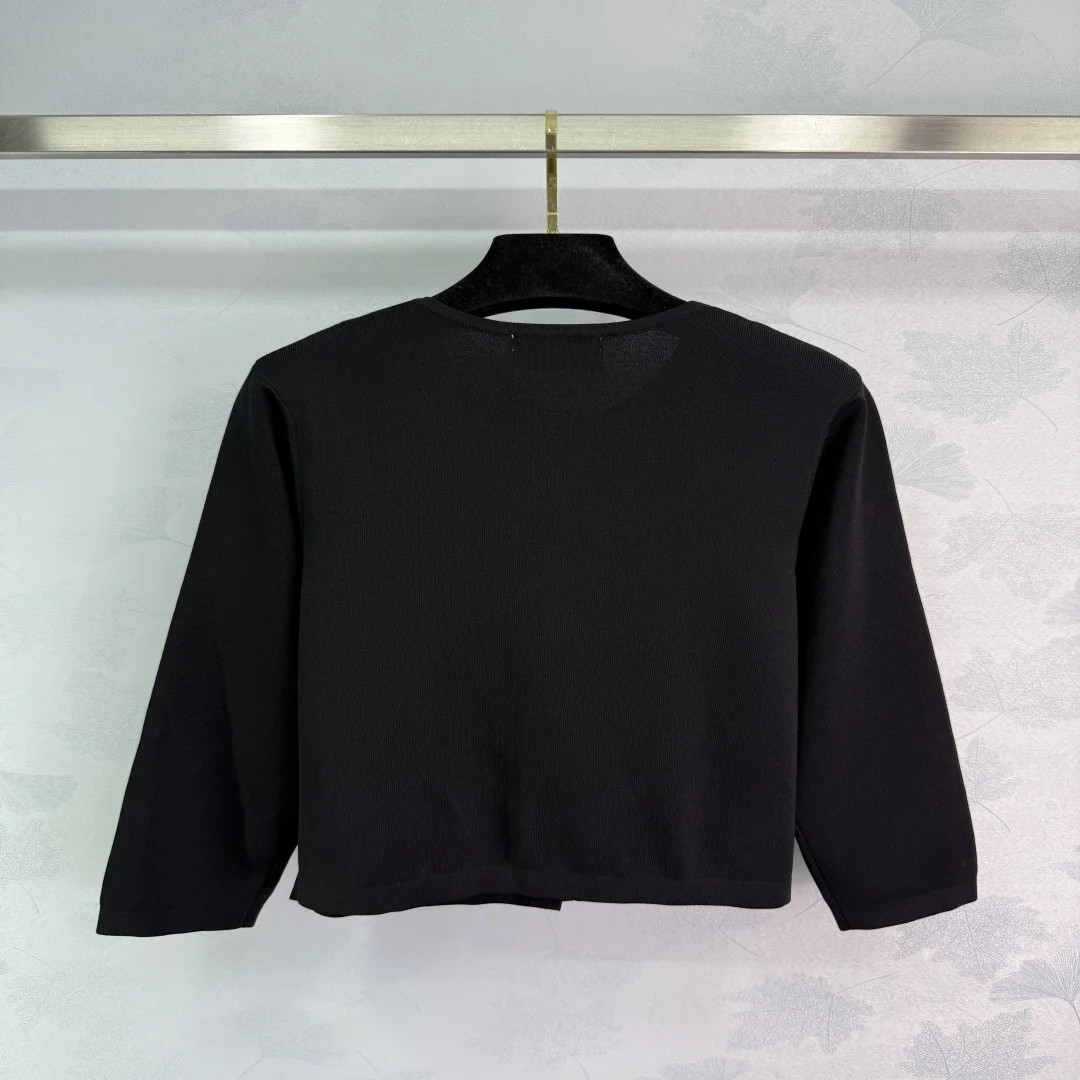 

2025 Women's Summer New Commuter Knitted Round Neck Cardigan Long Sleeve Loose Temperament Versatile Coat