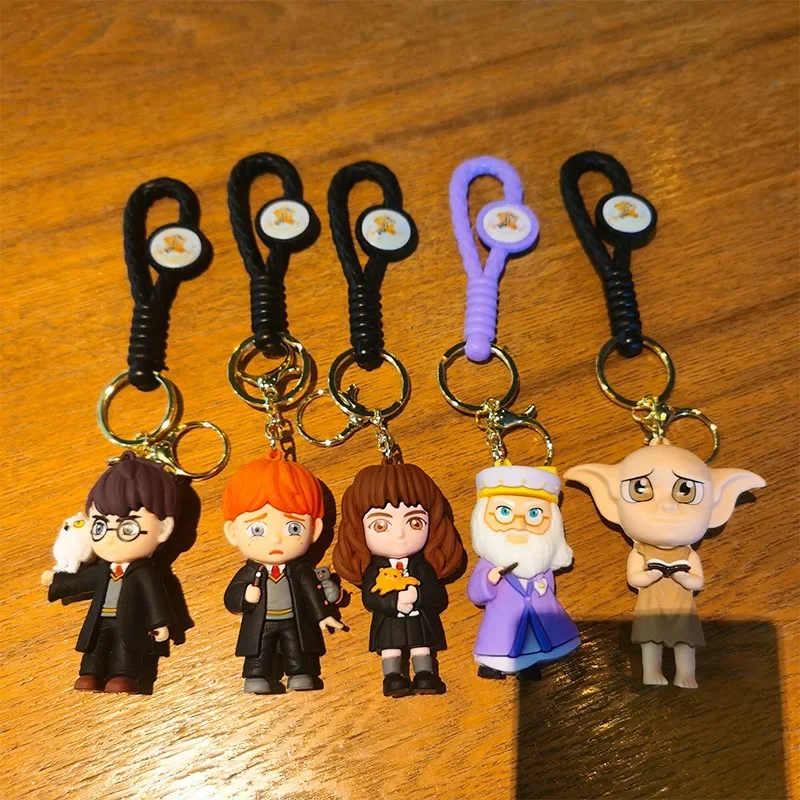 Porte-clés pendentif de sac de magicien de figurine de dessin animé mignon pour femmes et hommes, accessoires d'ornement de sac à dos de dessin animé, cadeaux pour Gérwholesale