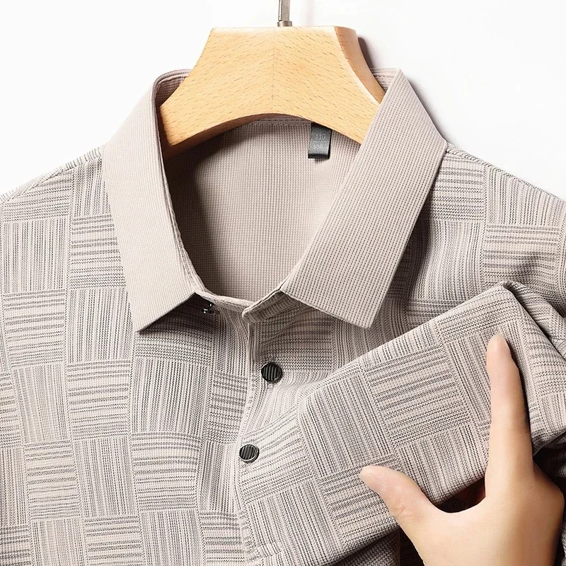 2024 Nowa męska koszulka POLO z nadrukiem Business Casual z krótkim rękawem Modna koszulka z krótkim rękawem Wygodny i oddychający top — zdjęcie 2
