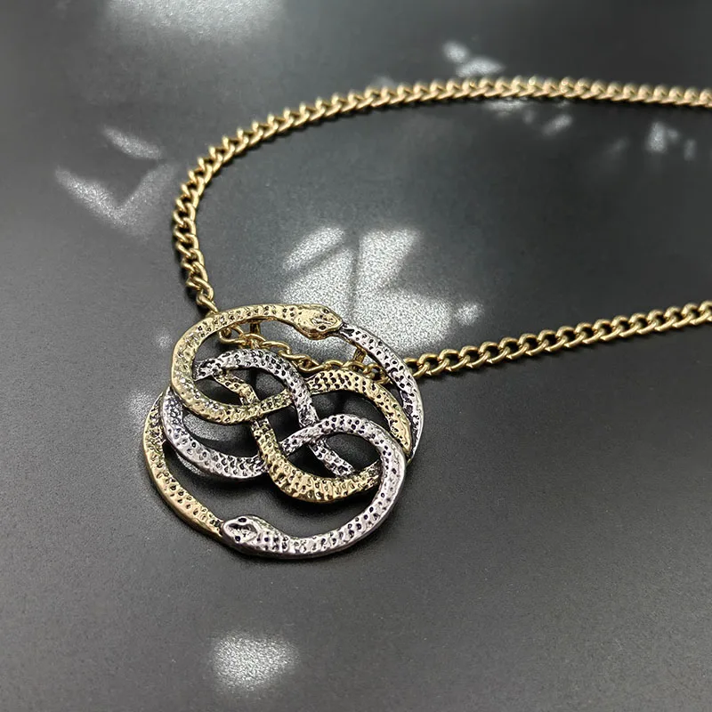 Intertwining Snakes Necklace, Atreyu Auryn Necklace Retro Double Snake Pendant Necklace  Pendant, Entwined Serpent Circle