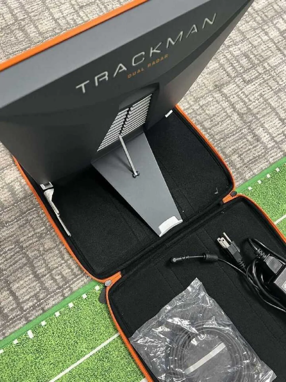 مبيعات الخصم الساخن Trakman 4 Launch Monitor / Golf Simulator Dual Radar Golf Monitor الشحن السريع