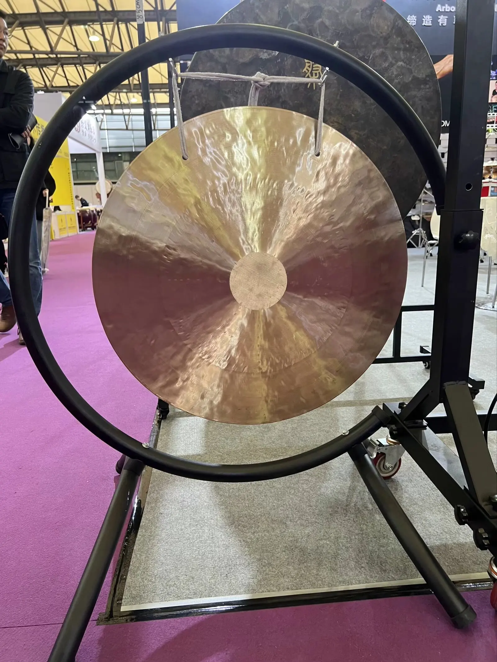 

Ветряной гонг 60 см с подставкой для гонга C для звукотерапии и медитации