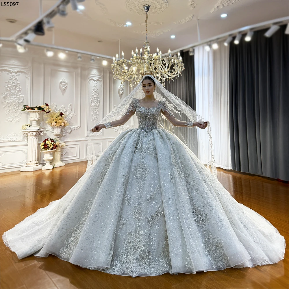 Vestido de Novia de Lujo Modelo Nuevo 2026 NS5097 Amanda Novias Personalizado a Buen Precio