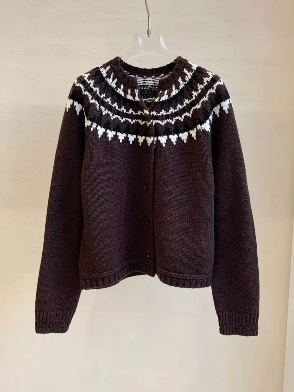 

Casual classic nordic pattern cardigan for autumn and winter