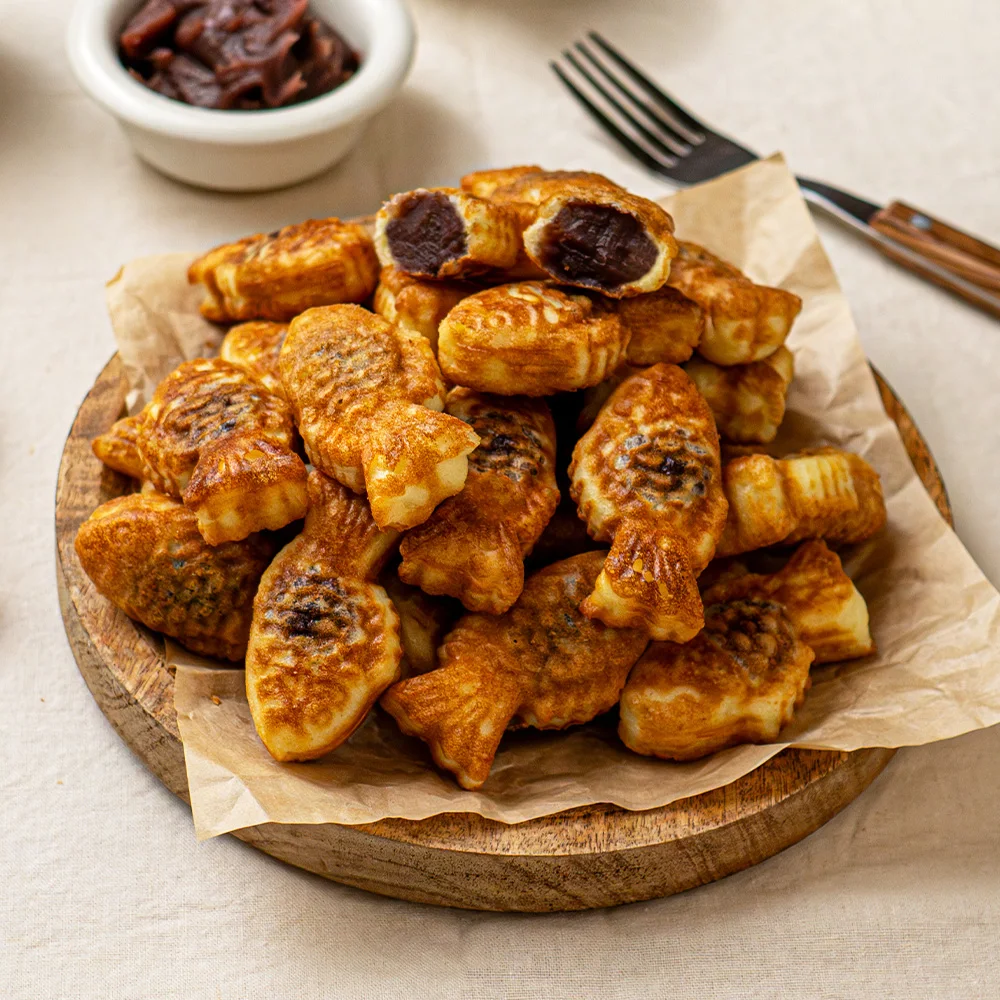 Korean Wheat Mini Red Bean Fish-shaped Pastry 500g x 2 Bags, Winter Snack, Fish-shaped Pastry with Custard Cream