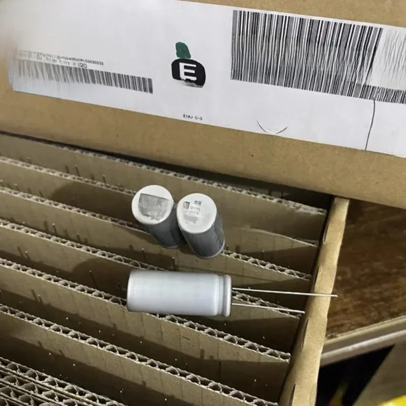 5 sztuk GPD 25V 35V 1800UF 2000UF 2200UF 3000UF 3900UF 4700UF 5600UF NCC odporne na wysokie temperatury kondensatory elektrolityczne nowość — zdjęcie produktu 5