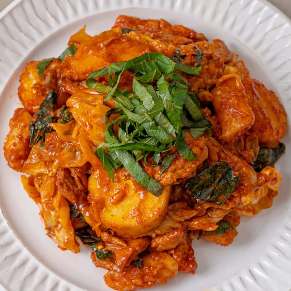 [용산 맛집] [미쉐린 선정] 오근내닭갈비 모듬/가족 캠핑 밀키트, 1.7kg, 1세트