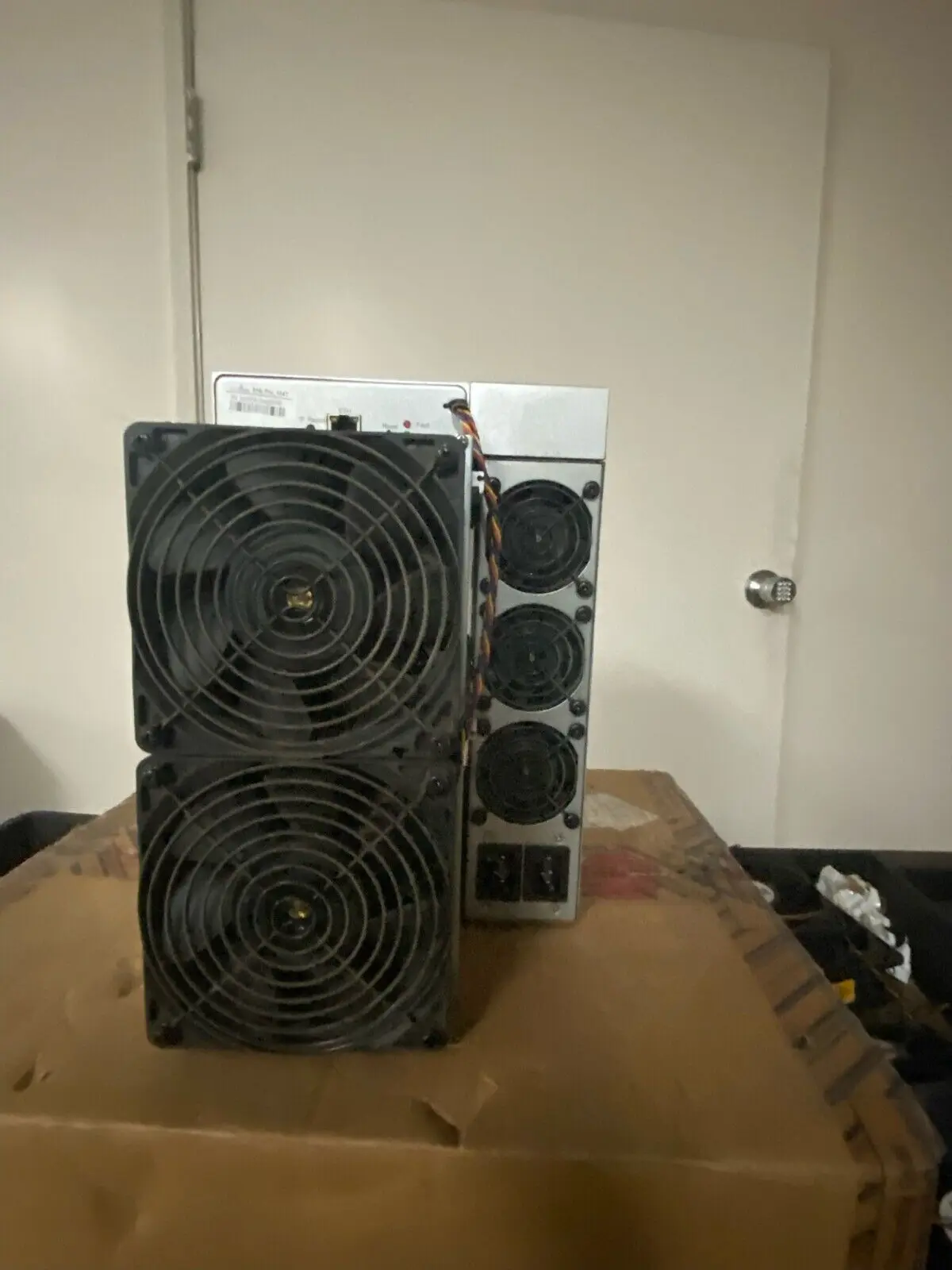 

BUY NOW NEW BUY 3 GET 2 FREE Bitmain Antminer S19 Pro 110TH 3250W Bitcoin Miner