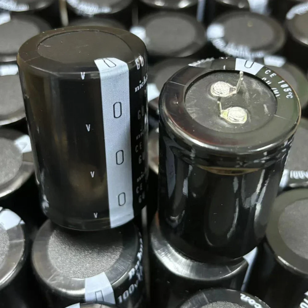 20-2 sztuk wysokiej jakości 450V680UF aluminiowy kondensator elektrolityczny 680UF 450V 35*50MM oryginał — zdjęcie 2