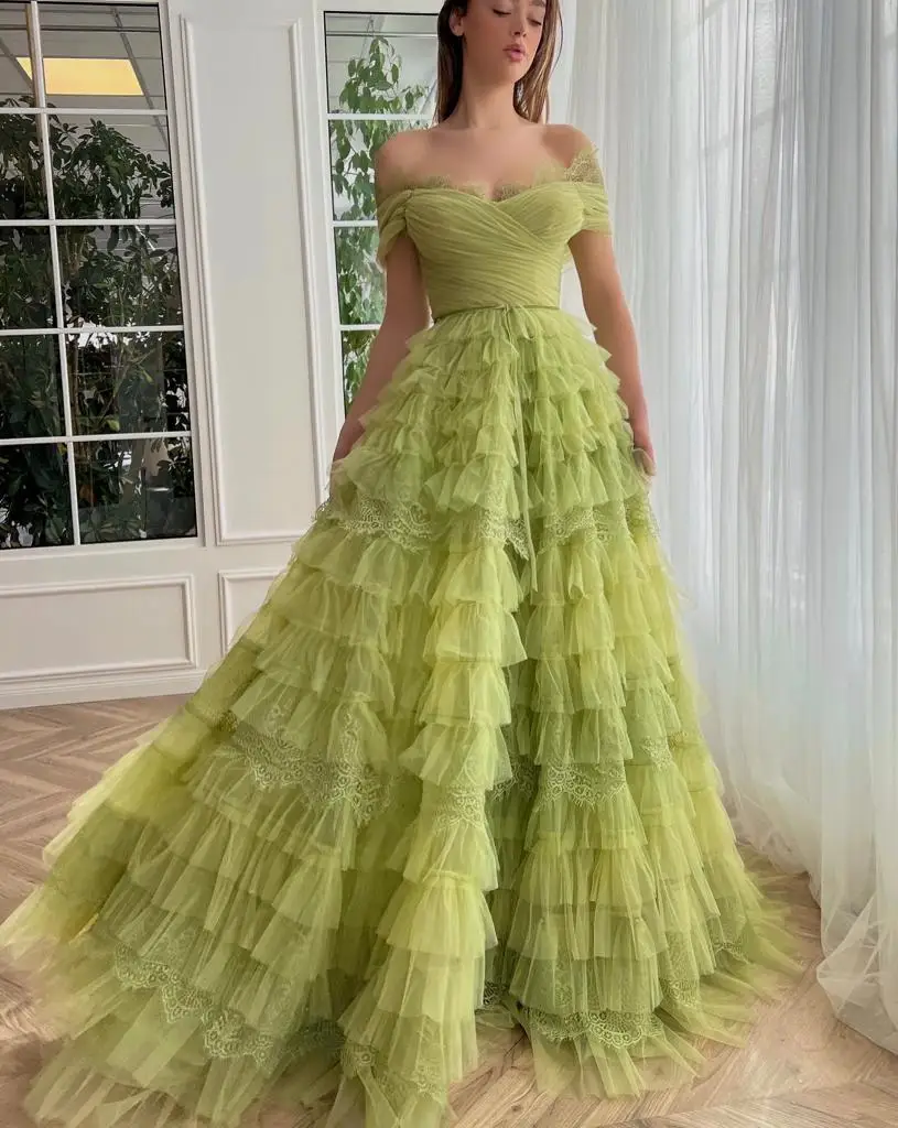 Off the Shoulder Lime Green Ruffles Tiered Tulle Prom Dresses A-Line Sleeveless Maxi Evening Party Gowns Formal Occasion Dresses