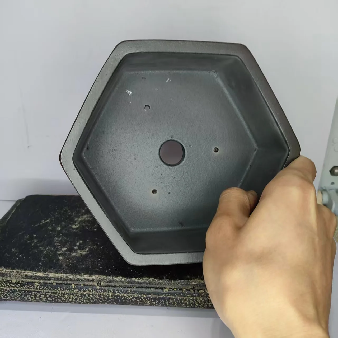 Hot sale high quality antique finish Hexagonal Shaped Unglazed Yixing Bonsai Pot