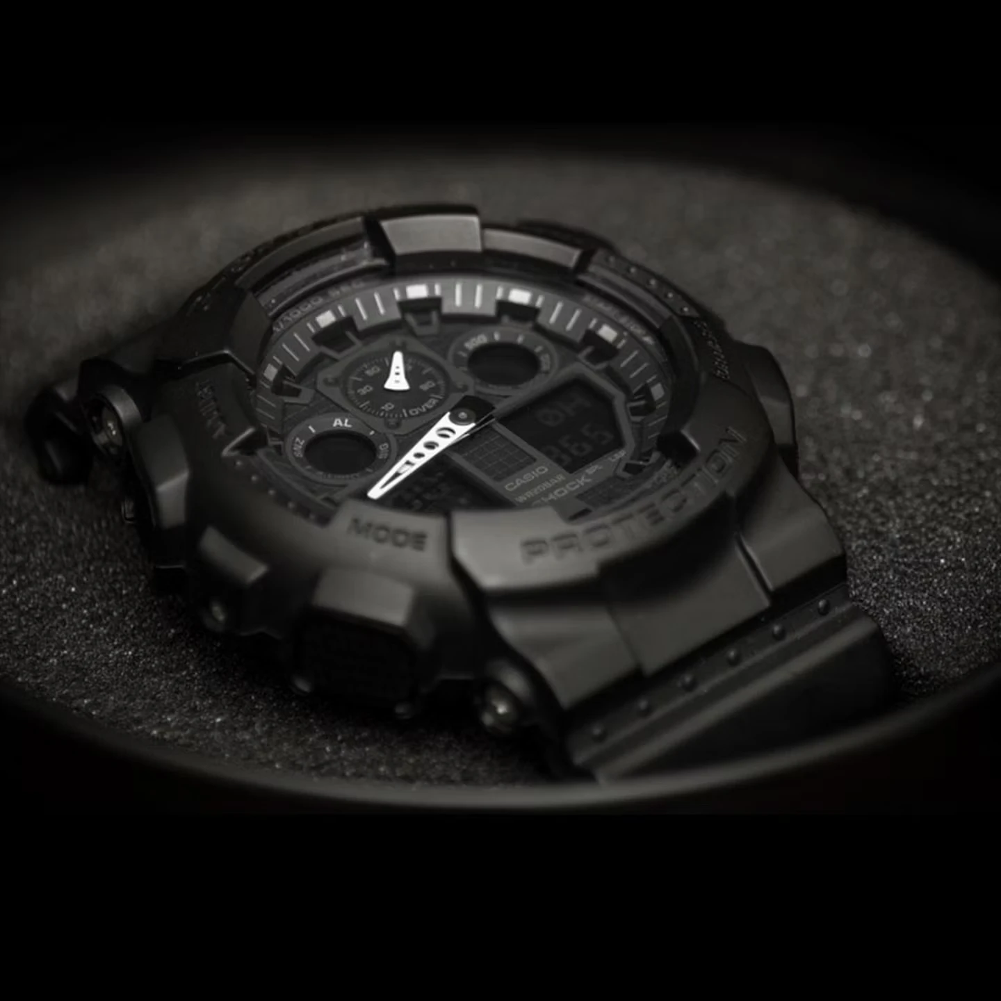 Reloj CASIO GA-100 Analógico-Digital, Resistente al Agua 200M, Resistente a Impactos y Antimagnético, Retroiluminación LED, Multifuncional