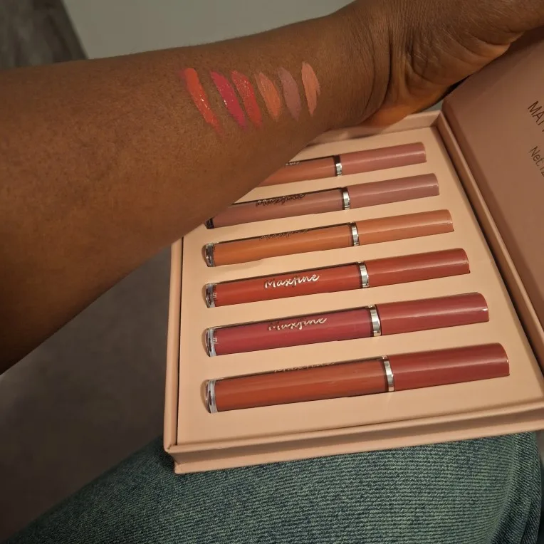 Holiday Gift Box 6PC/Set Matte Velvet Lip Gloss Waterproof Moisturizing Long-lasting Liquid Lipstick photo review