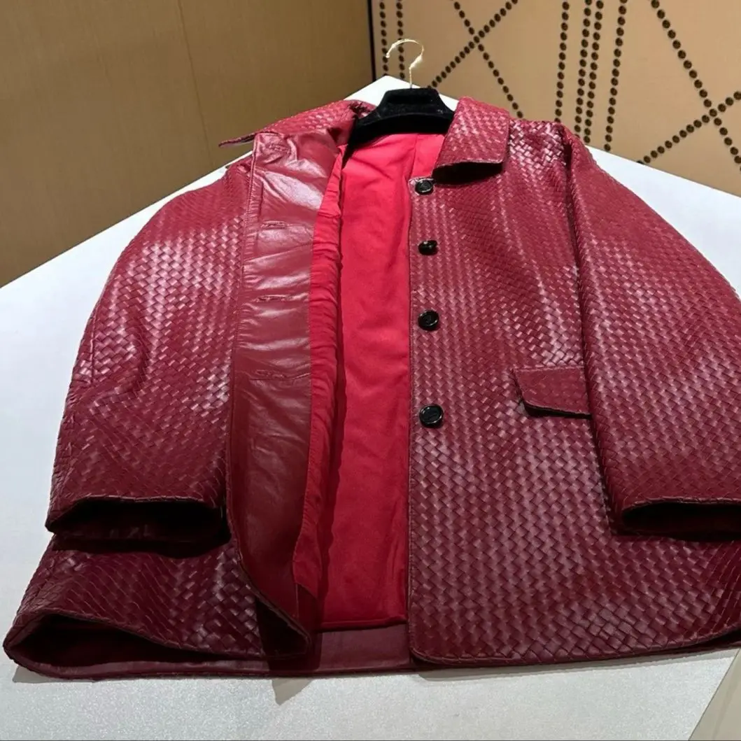 秋のカジュアルレディース絶妙なルーズ本革コート