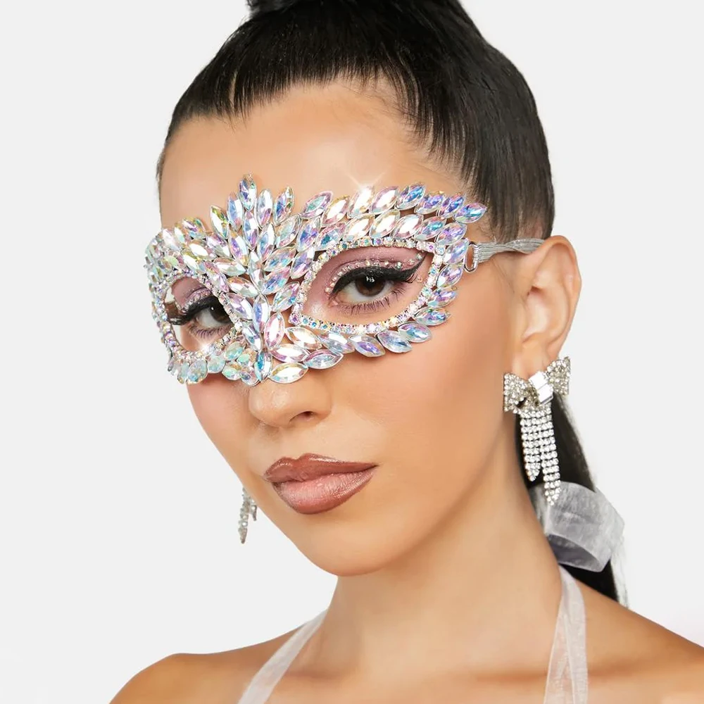 Gorgeous Diamond Masquerade Mask Rhinestone Women Luxury Crystal Face Jewelry Guard Prom Performance Rhinestone Eyes Decoration