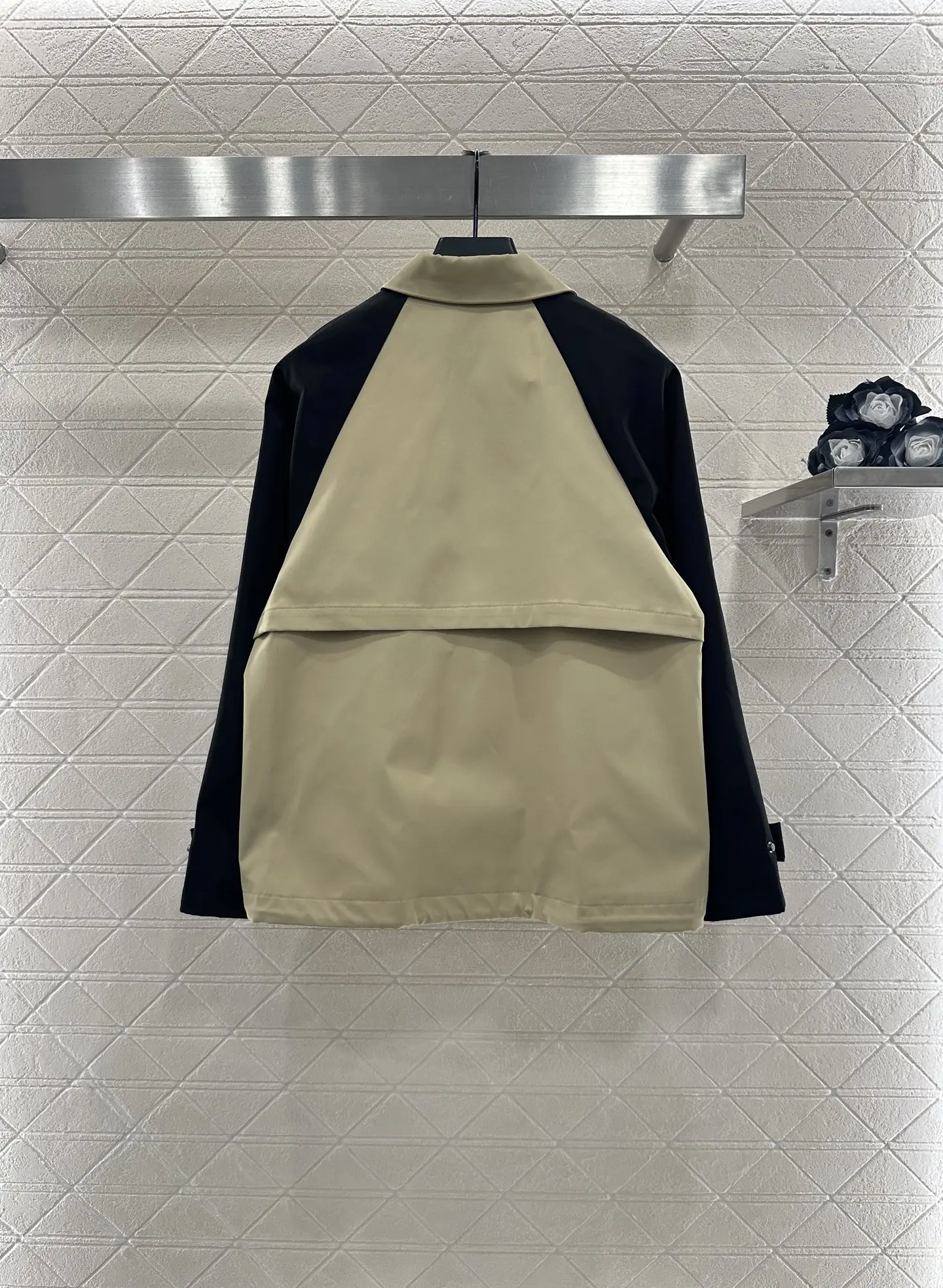 

2025 New and Fashionable High Quality Ribbed Three-dimensional Cut Zipper Patchwork Drasstring jacket