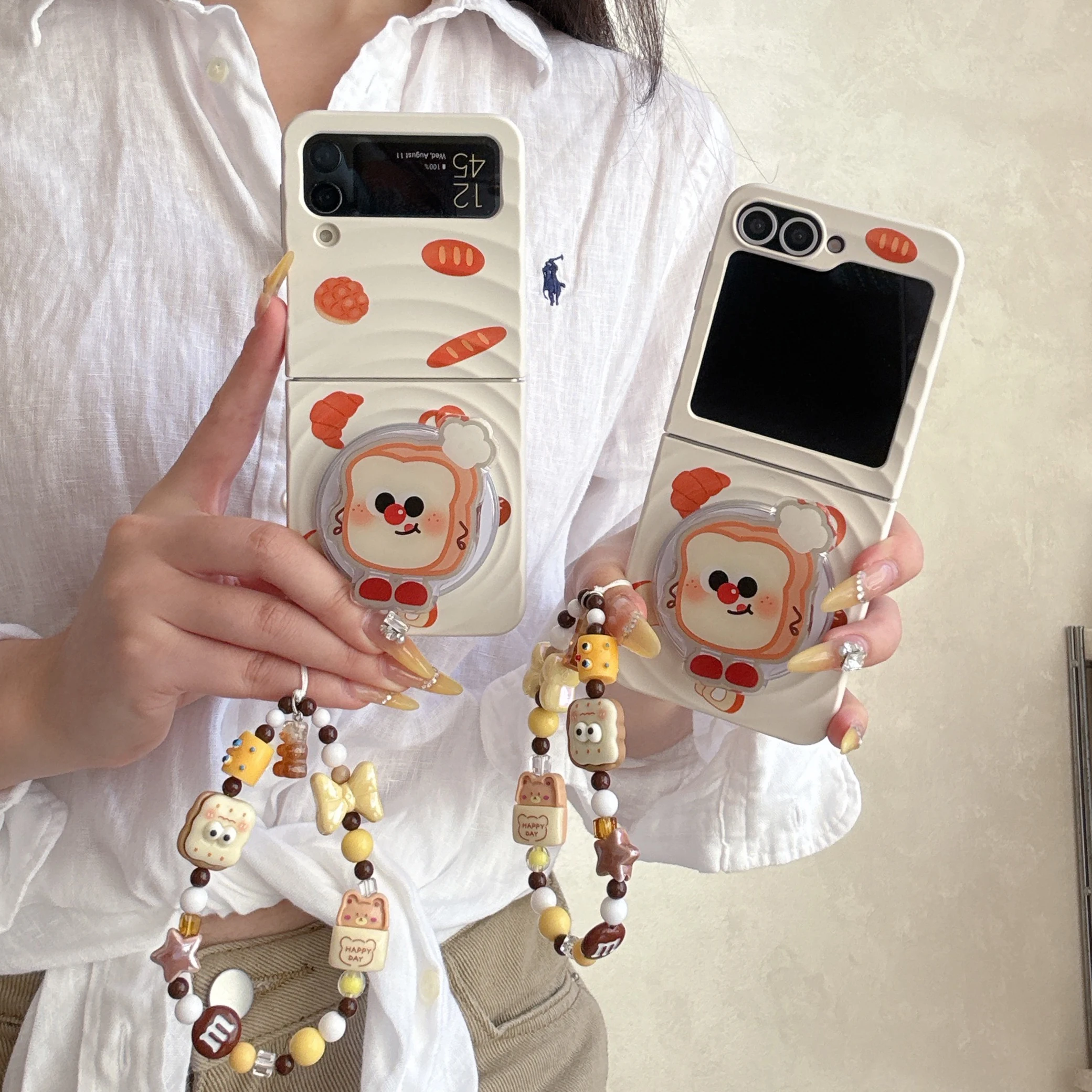 

Cute Wave bread magnetic stand phone case for Samsung Galaxy Z Flip7 Z Flip6 Flip5 flip4 3 cover with hinged protective cover