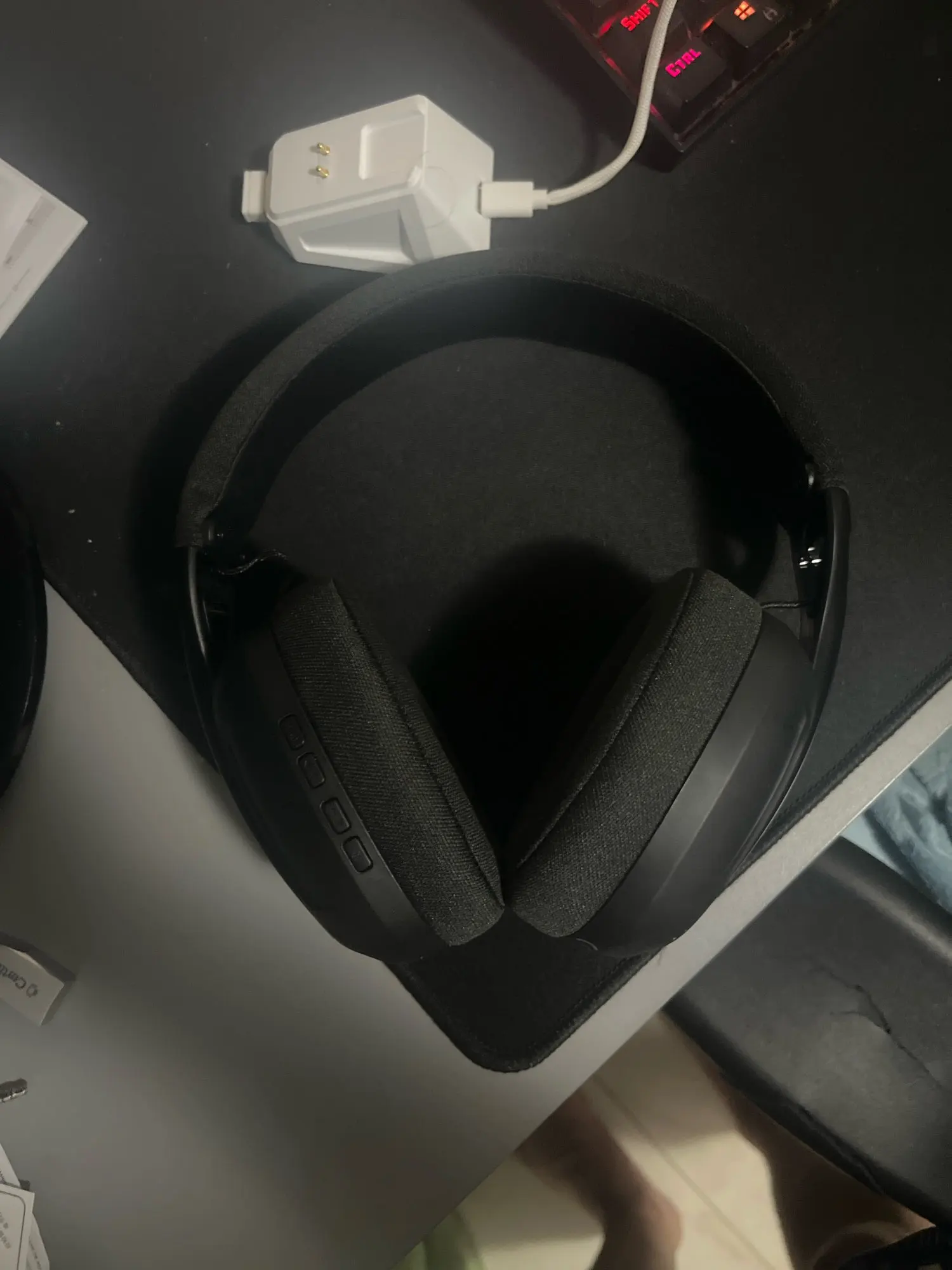 ATTACK SHARK L80 Ultra-Light Tri-Mode Gaming Headset Lightweight Wireless Gaming Headset for PC/PS4/PS5/Switch/Xbox photo review