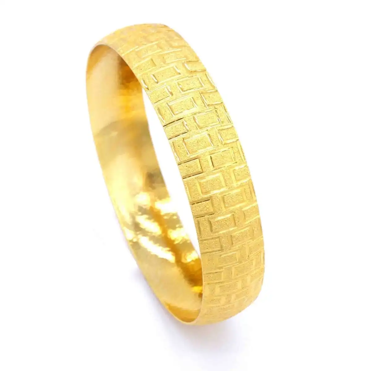 GoldFashion 22 Carat 1.5 Cm Gold Plated Bangle Bracelet Trendy Jewelry Accessory For Women Stainless Steel Birthday Luxury Dubai