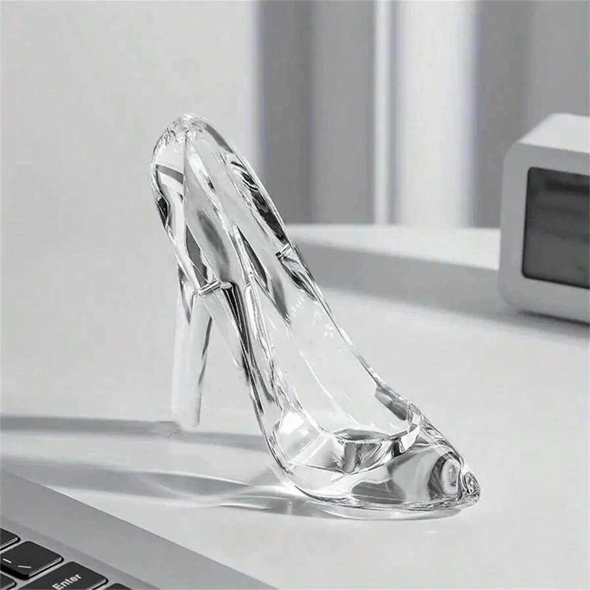1pc Creative Acrylic Crystal Shoe Festival Party Decorations Wedding Venue Ornaments Princess Party Accessories Miniature Statue