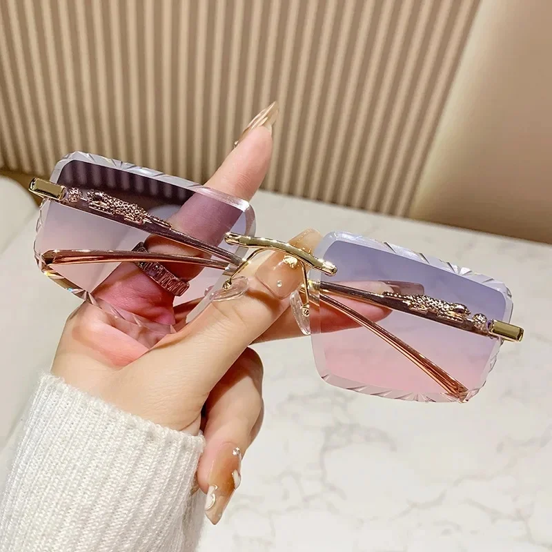 Lunettes de soleil Punk Vintage sans bords pour femmes et hommes, marque de luxe de styliste, lunettes populaires en métal tête de léopard Hip Hop