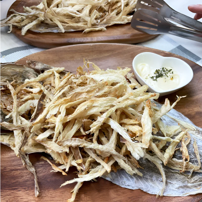 1+1 수작업으로 두번 찢어낸 손질먹태 2마리 220g