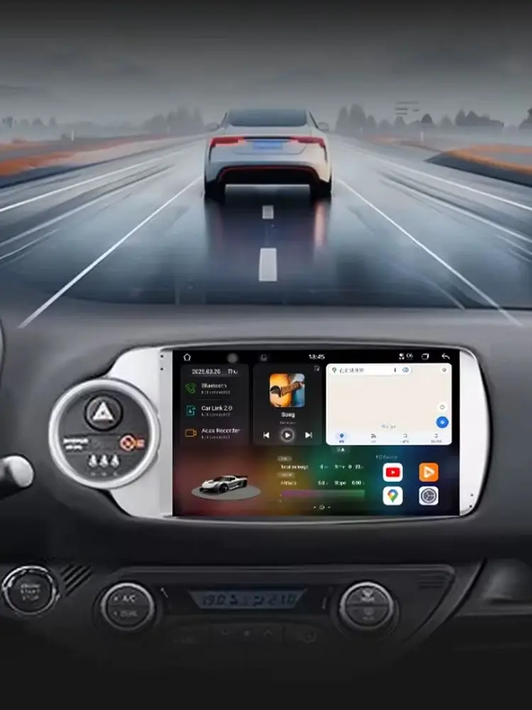 Nowe radio samochodowe z systemem Android, kompatybilne z modelami Toyota Yaris z lat 2012–2017, wyposażone w Carplay, 4G, Wi-Fi, GPS, RDS, odtwarzacz DVD oraz system DSP. — 2