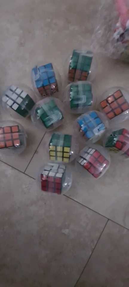 12Pcs Cute Surprise Puzzle Cube Capsule Egg Ball Toys for Kids Birthday Party Favors Pinata Fillers School Reward Halloween Gift photo review