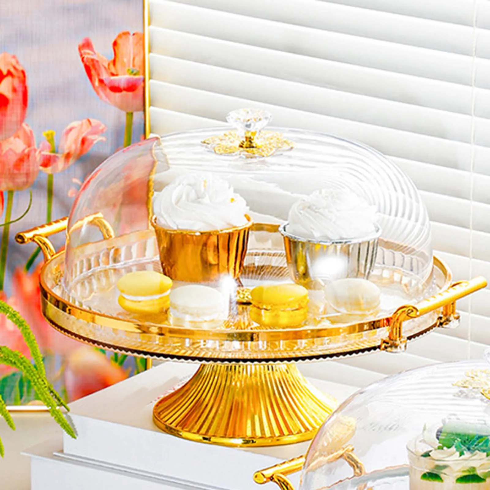 Clear Plastic Footed Cake Stand with Dome Lid Round Pastry Dessert Table Display Tray for Wedding Party Food Serving Decor
