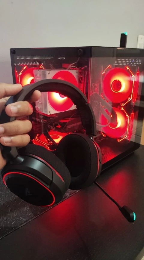 Picun G2 2.4G Wireless Gaming Headset Bluetooth Headphones 5ms Low Latency 7.1 Surround ENC Mic For PC PS4 PS5 Phone Switch photo review