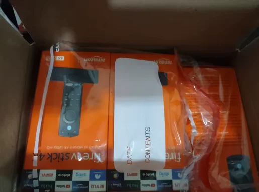 

Amazon Fire TV Stick с голосовым удаленным потоковым медиаплеерм Alexa