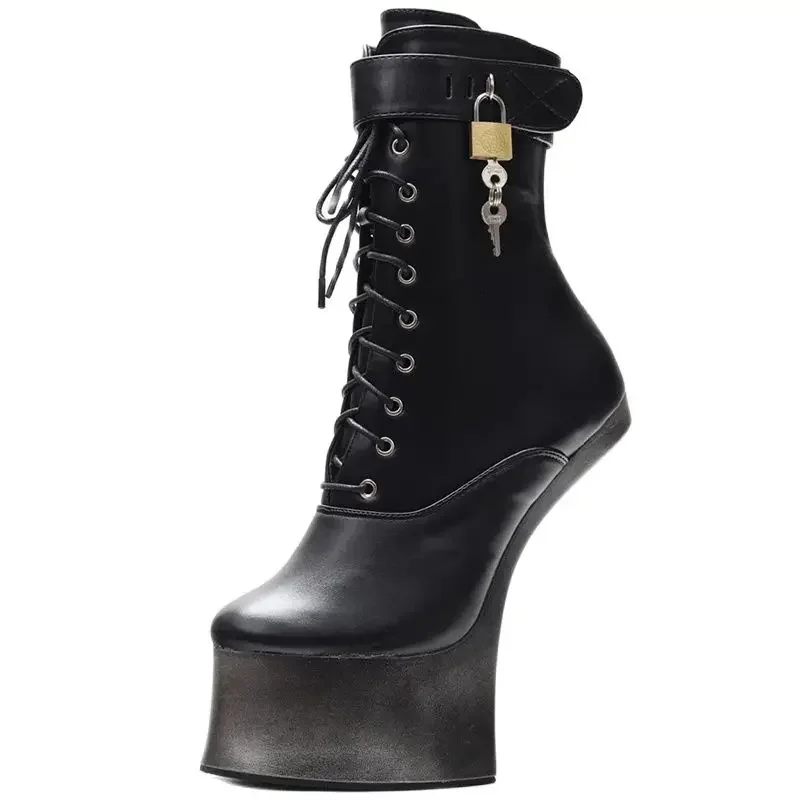 Neuheit Hufeisen Ankle Stiefel 18CM Hohe Huf Ferse Plattform Abschließbar Strap Vorhängeschlösser