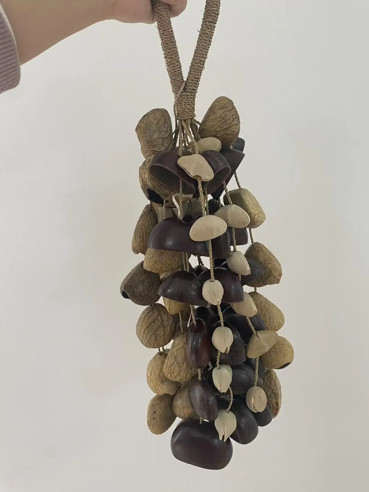 Sound Healing Seed Shell Wind Chimes of Panji, Ju Ju, Kenari Natural Fruit Percussion Instruments Accessories (No Stand) )