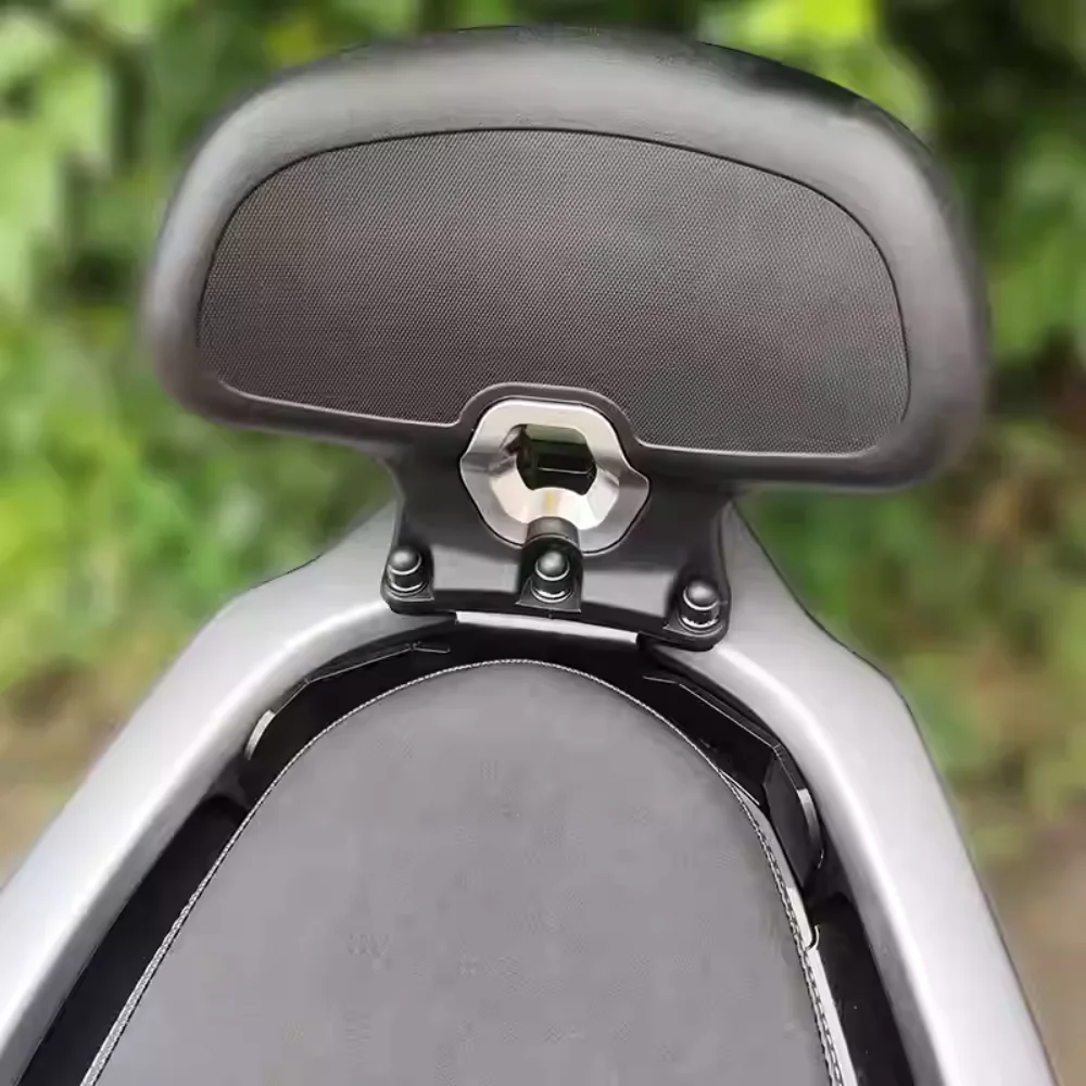 For Haojue UFR150 backrest modification, UFR passenger-carrying backrest aluminum alloy parts are installed without damage.