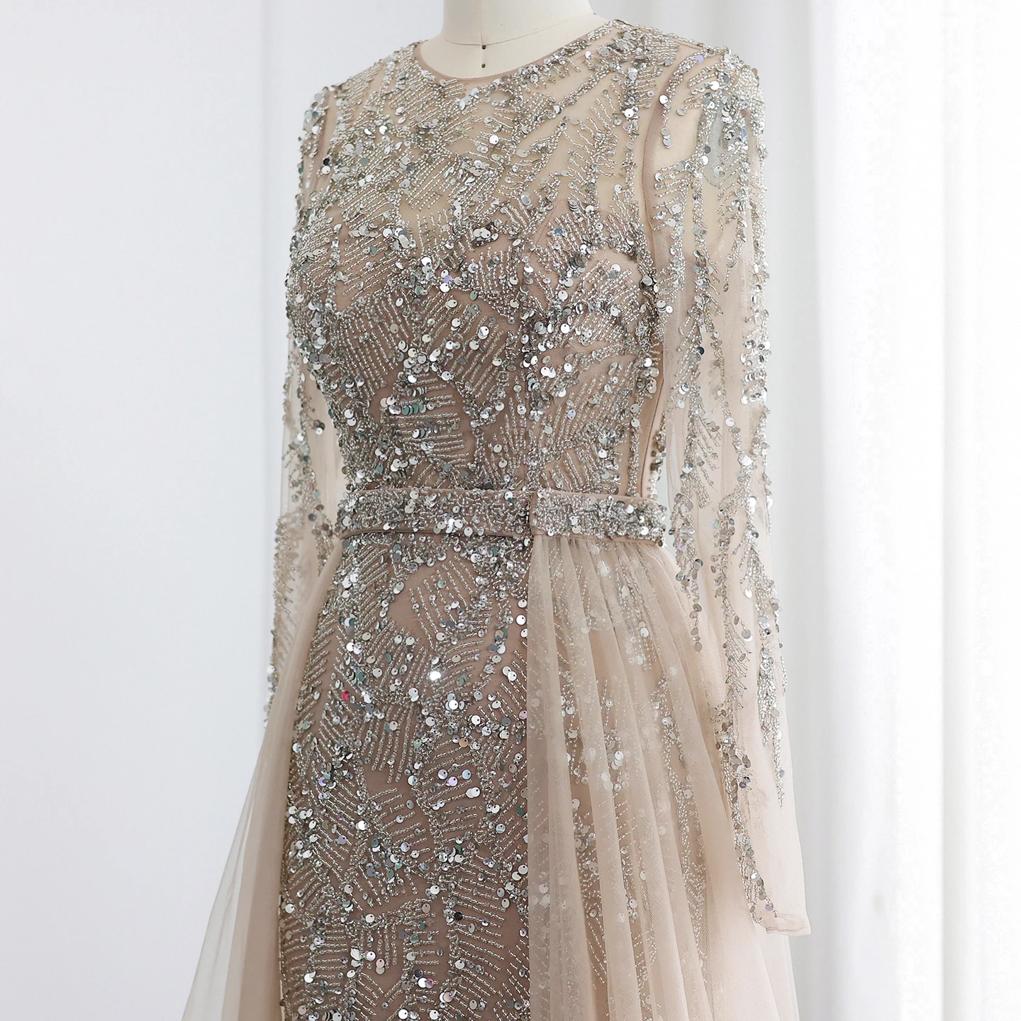 Sharon Said Luxuriöses Dubai Tüll Türkis Nude Meerjungfrauen-Abendkleid mit Überrock Arabisches Hochzeits-Formal-Partykleid SS183 Maßanfertigung – Detail 7