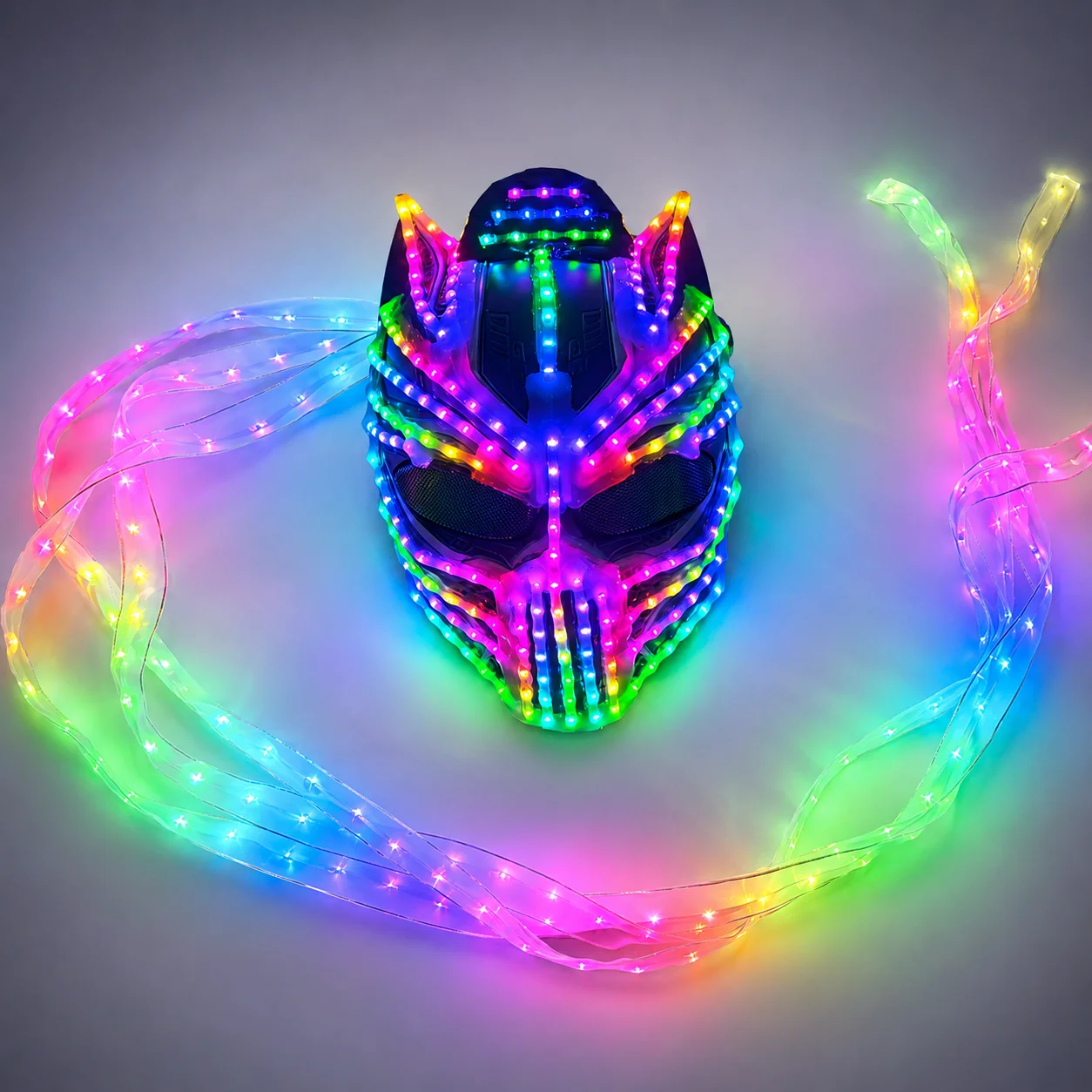 Weiblicher LED-Helm, Monster, leuchtender Hut, Licht, Illusion, Katze, Frau, schwarze Panther-Maske für Leistung, LED-Roboter-Performance