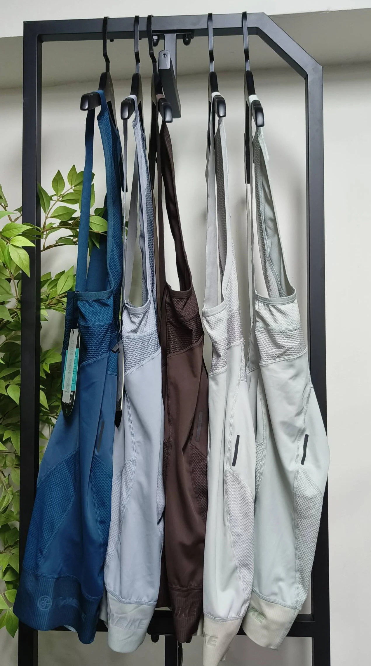YKYW Herren Pro Team Trägerhose Sommer Outdoor Atmungsaktive Fahrrad-Sportbekleidung Tights Blau Grau Trägerhose 6 Stunden – Detail 7