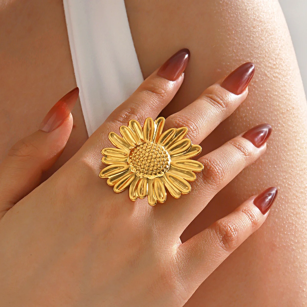 

New Exaggerated Sunflower Flower Open Rings For Women Gothic Big Anillos Gold Color Stainless Steel Jewelry Hiphop Mystical Gift