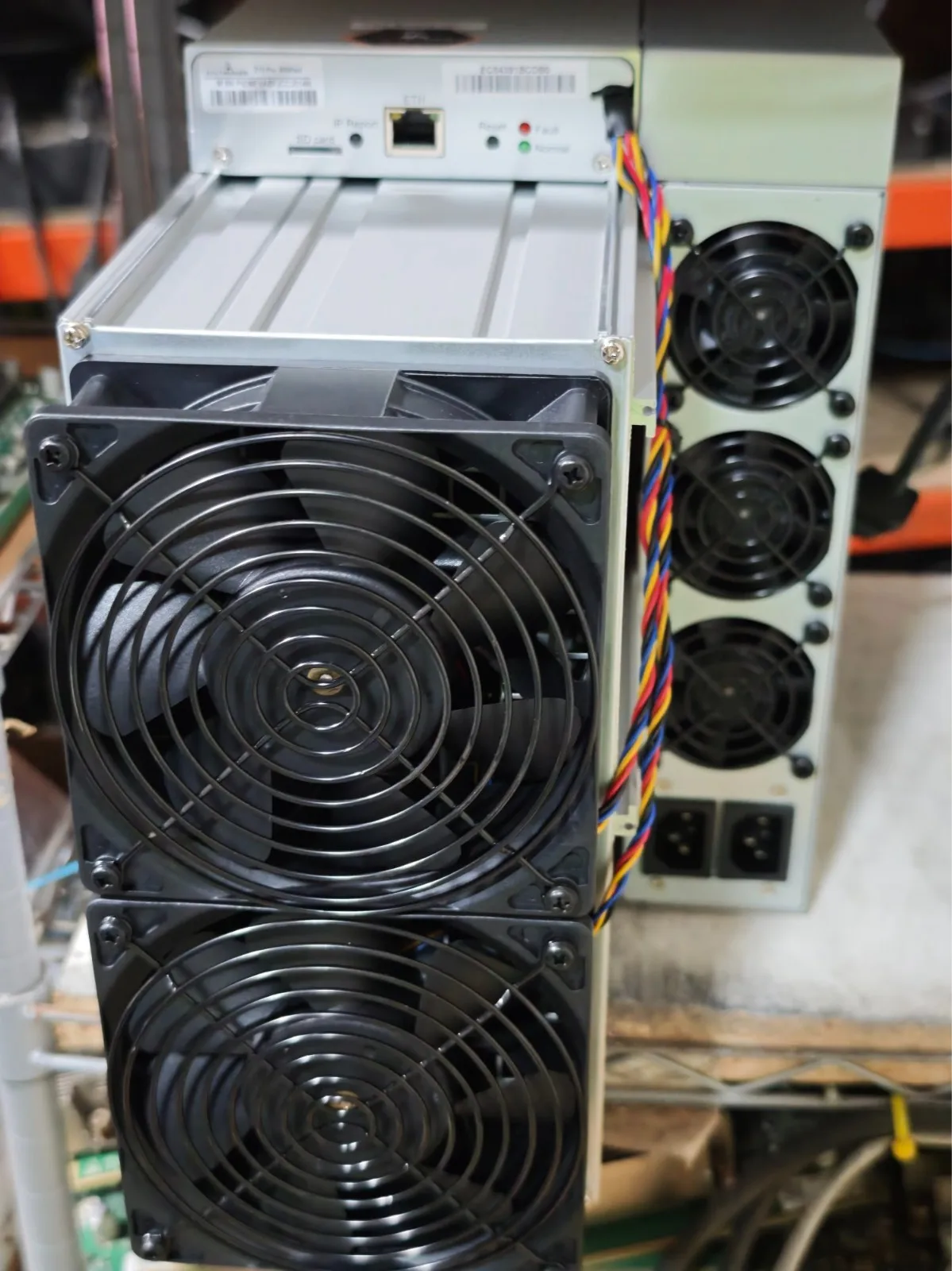 

JD BUY 2 GET 1 FREE BITMAIN Antminer Z15 Pro 860k/sol 2780W Miner With Warranty BRAND NEW