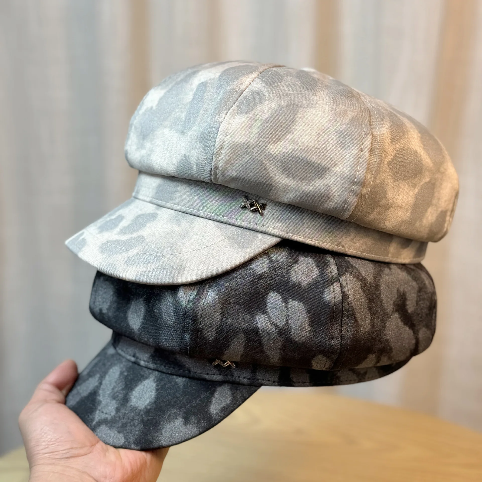 

2025 New British Style Japanese Style Casual Easiest for Match Octagonal Hat Women's Spring and Autumn Irregular Print Casual Newsboy Hat