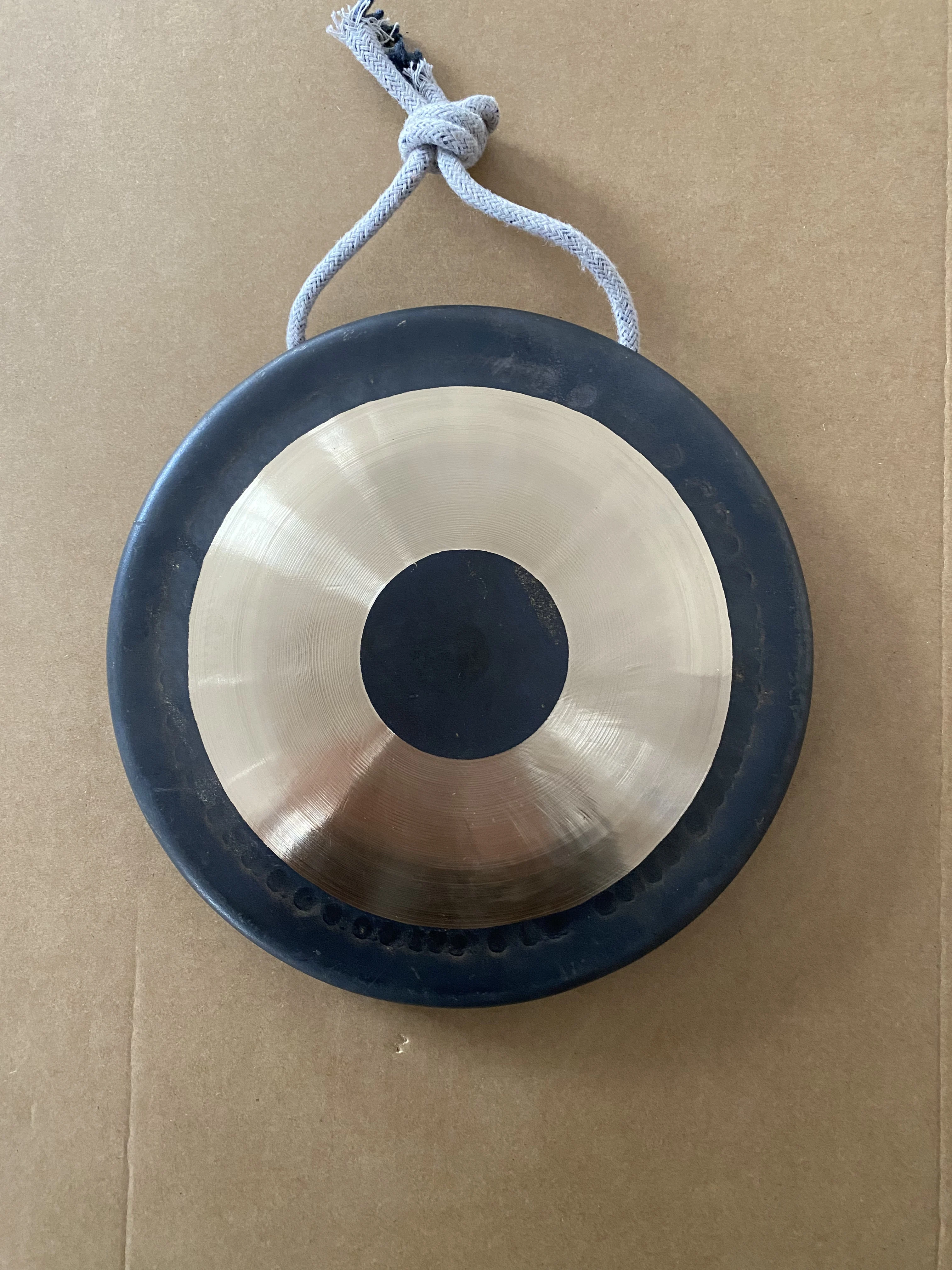 Arborea Gong B20 Metal Traditional Chinese Gong Handmade 8\'\' Small Chau Gong and Gong Mallet