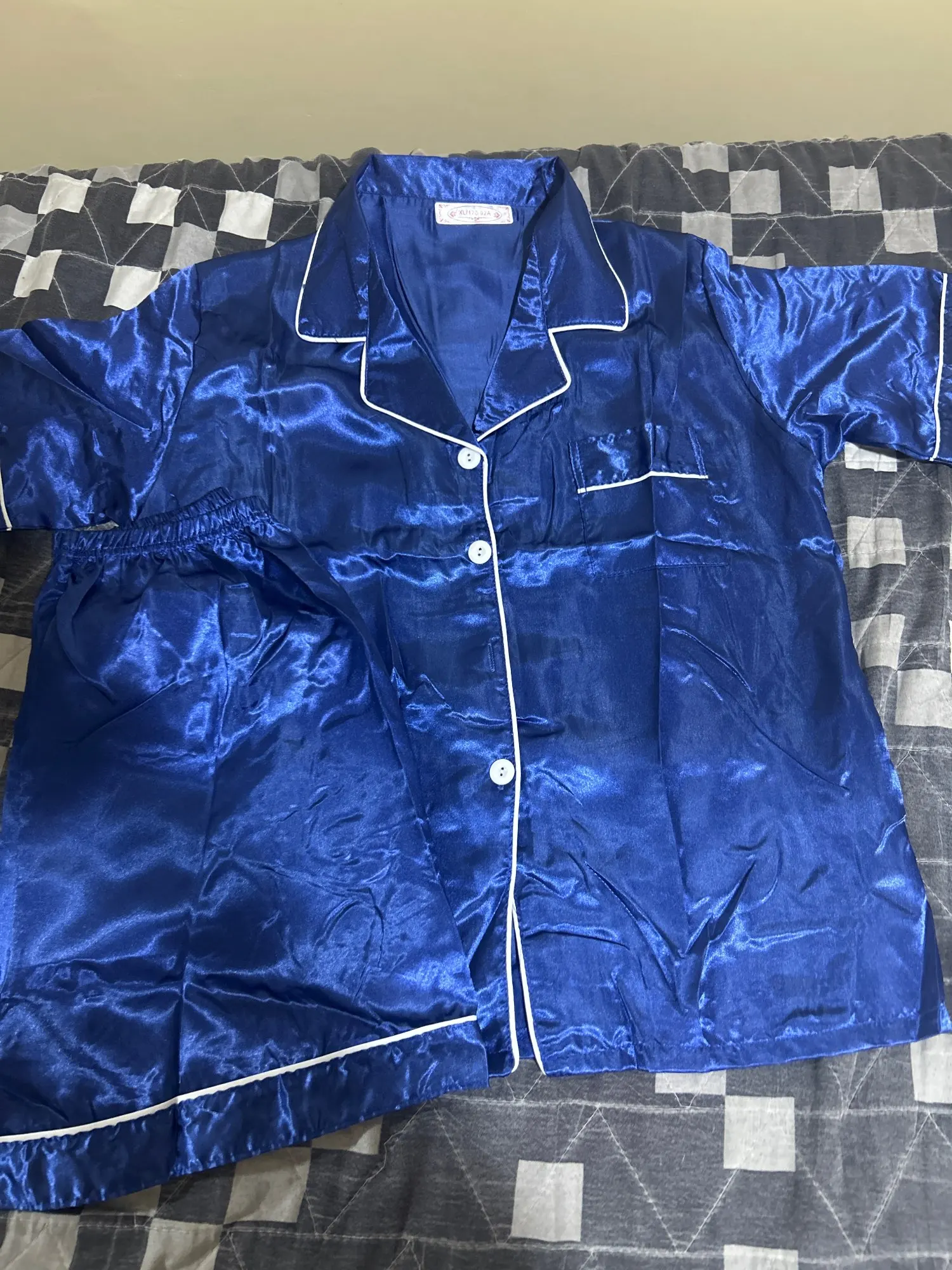 Summer Pijamas Sets Women Sleepwear Silk Satin Button-Down Short Sleeve Tops and Shorts Two-piece Loungewear photo review