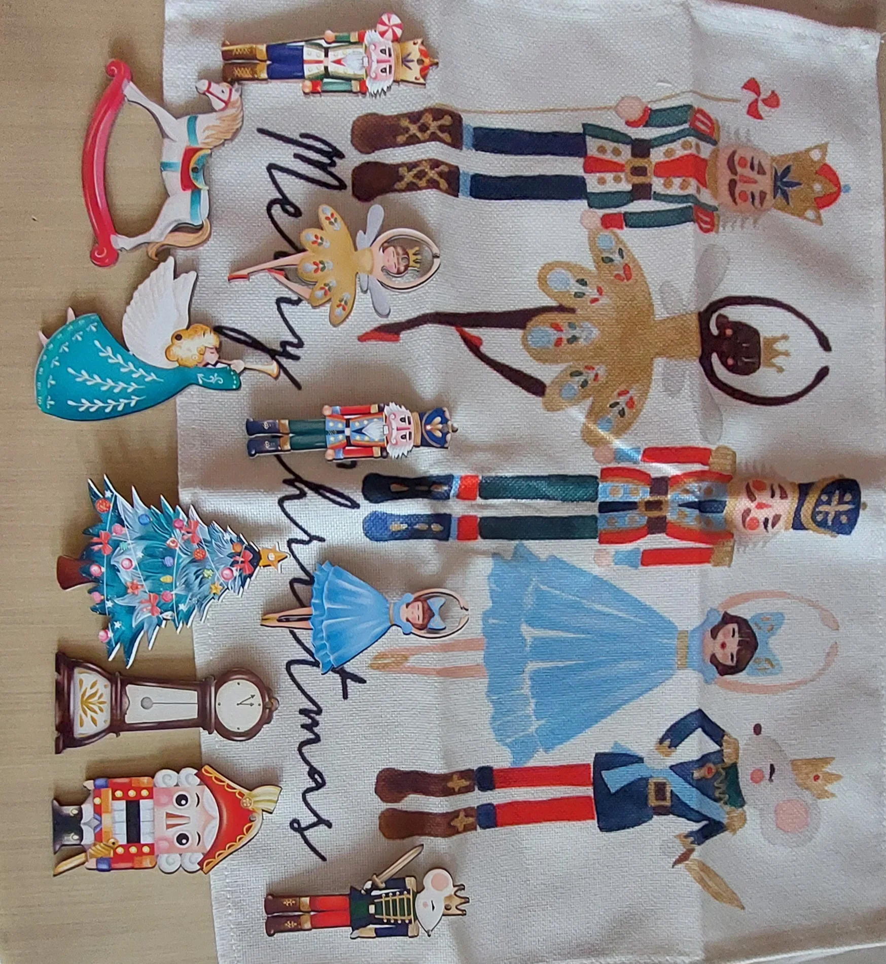 12Pcs/Set Wooden Nutcracker Puppet Pendant Christmas Nutcracker Soldier Pendant Christmas Tree Hanging New Year Home Decoration photo review