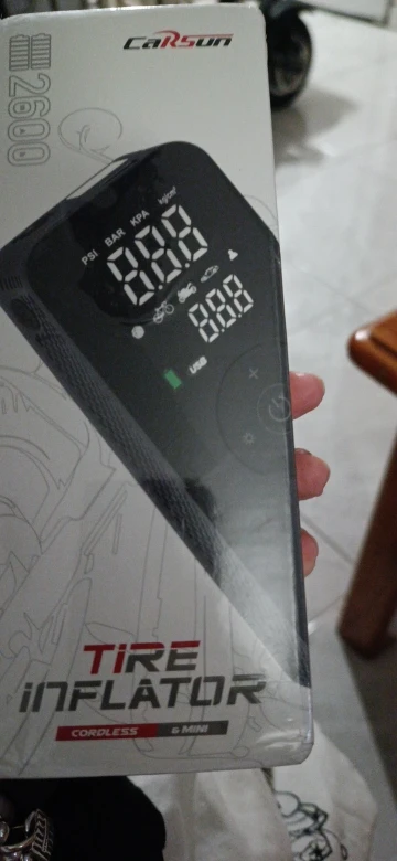 VanVolt AirGo™ Cordless Digital Tyre Inflator - Portable 150 PSI Air Pump photo review