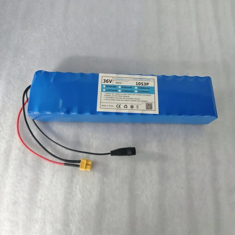 DAWEIKALA 36V 20Ah 10-String 3-Parallel 18650 Lithium-Akku für Fahrrad/Scooter 42V 350W~750W mit XT60+DC-Stecker und eingebautem BMS-Schutzschaltkreis