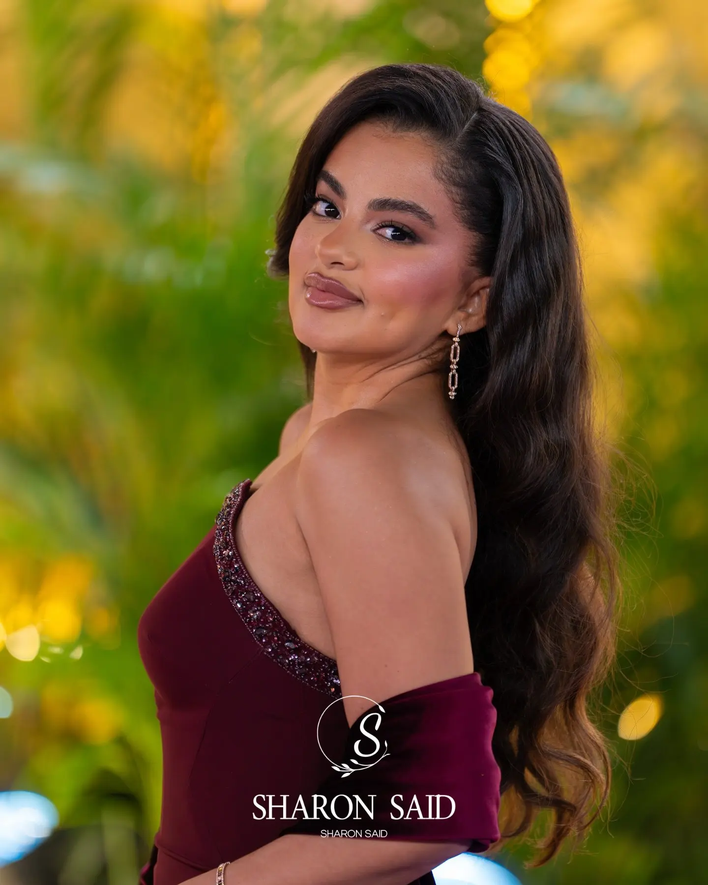 샤론 사이드 버건디 스트랩리스 비즈 크리스탈 이브닝 원피스, 케이프 포함, 웨딩 파티 정장 가운, SF005 맞춤형